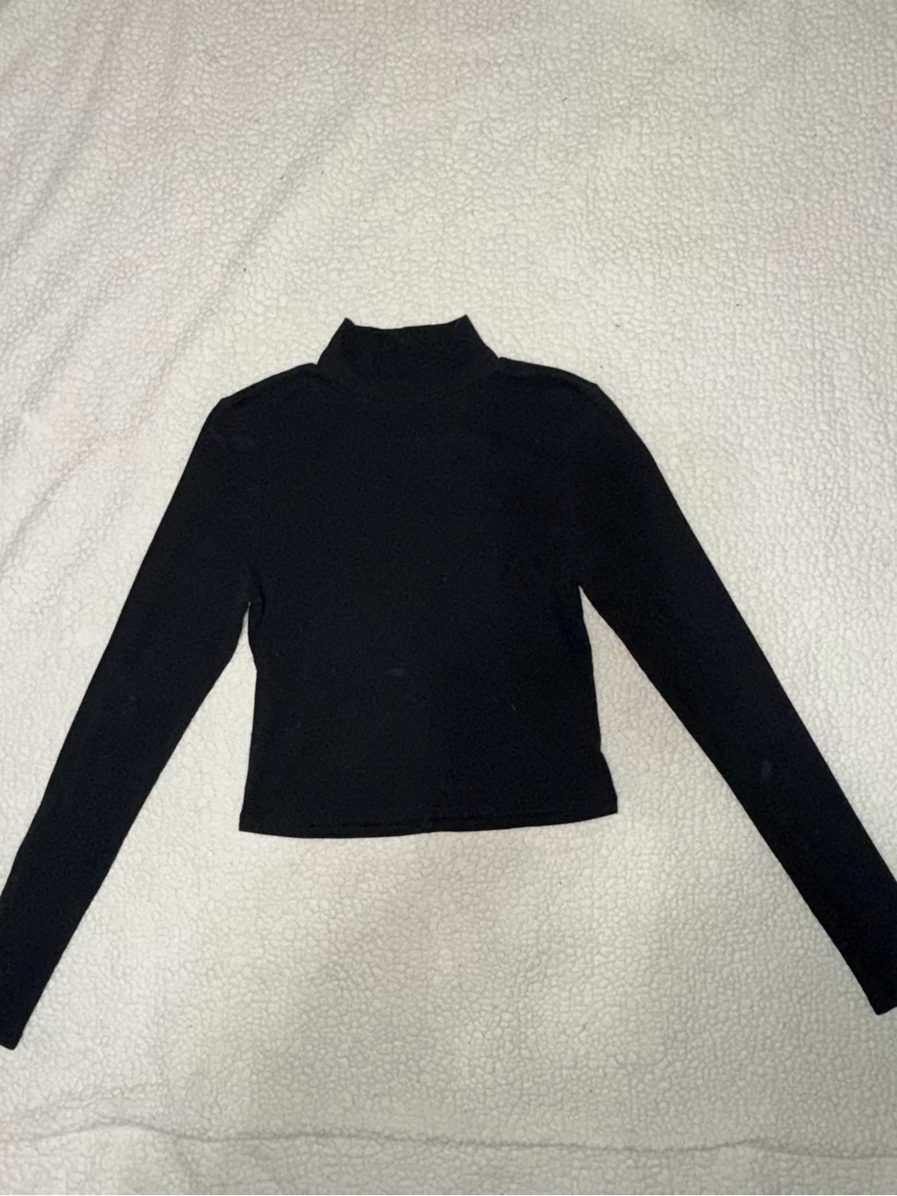 American Eagle Outfitters Black Long Sleeve Mock Neck Cropped Tee